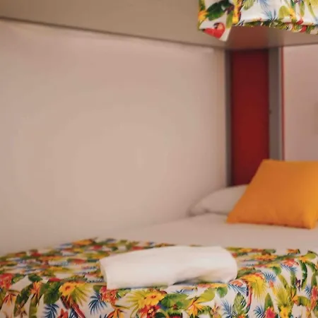 Playamar,parking Gratis,playa * Torremolinos